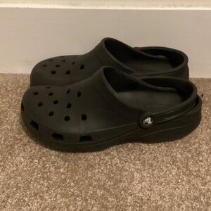 CROCS Classic Black Clogs